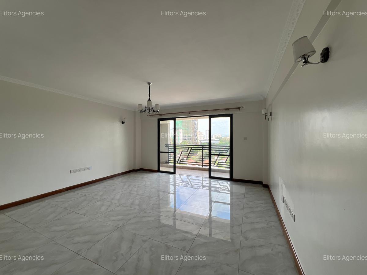 2 Bed Apartment with En Suite at School Lane - 4