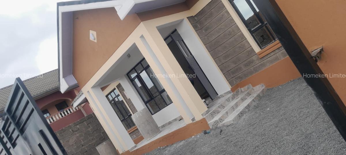 3 Bed House with En Suite at Utumish Court 1 - 3