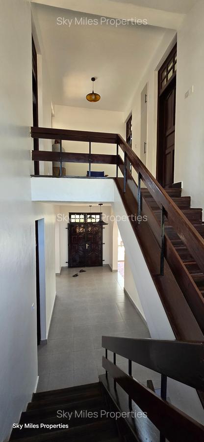 4 Bed Villa with En Suite at Serena - 18
