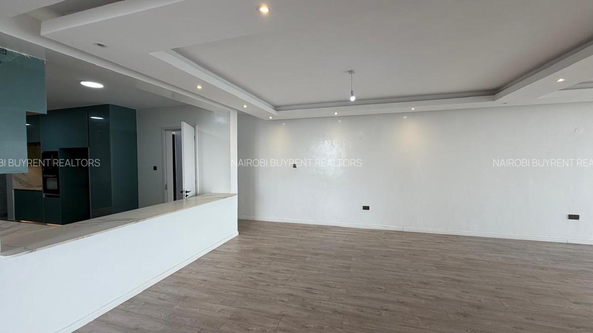 2 Bed Apartment with Lift in Parklands - 15