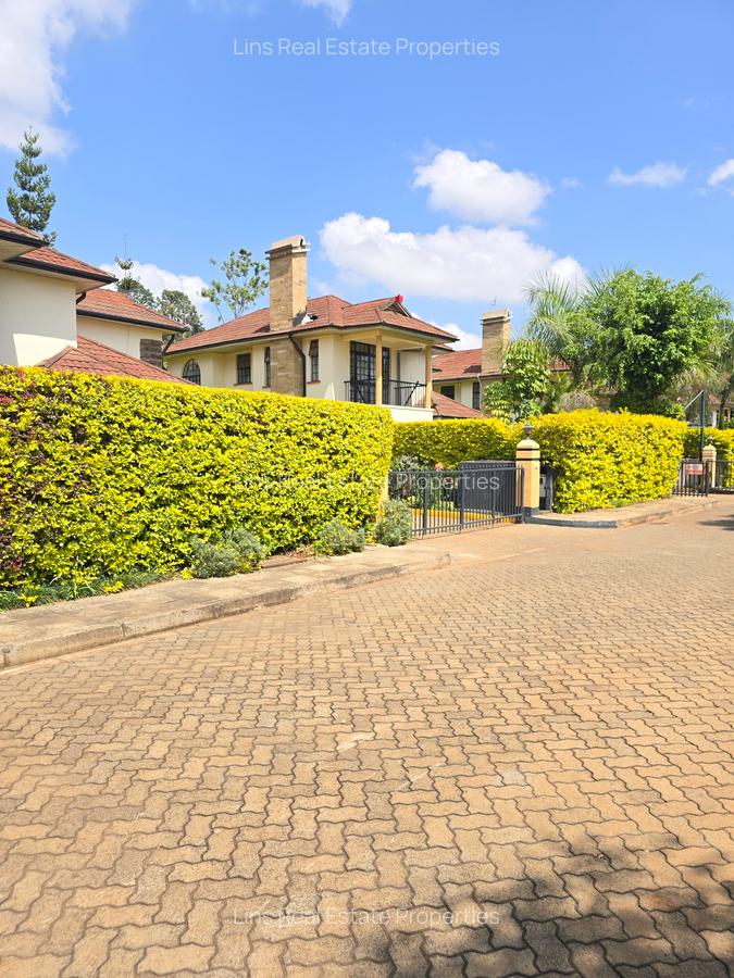 4 Bed Townhouse with En Suite in Loresho - 2