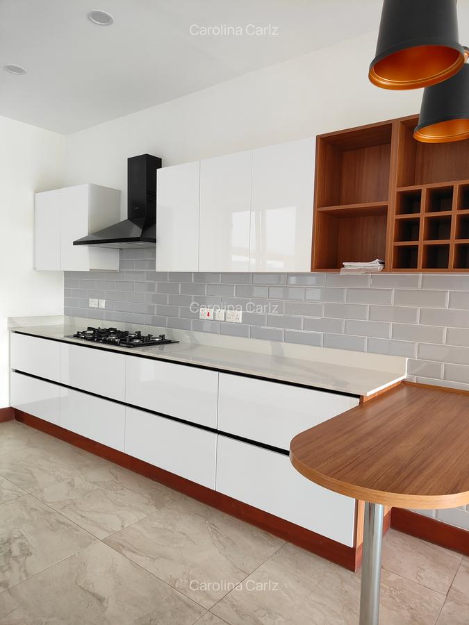 3 Bed Apartment with En Suite at City Park Drive - 15
