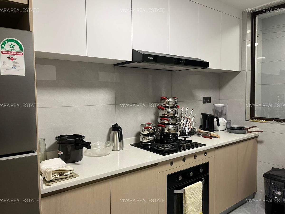 2 Bed Apartment with En Suite in Riverside - 2