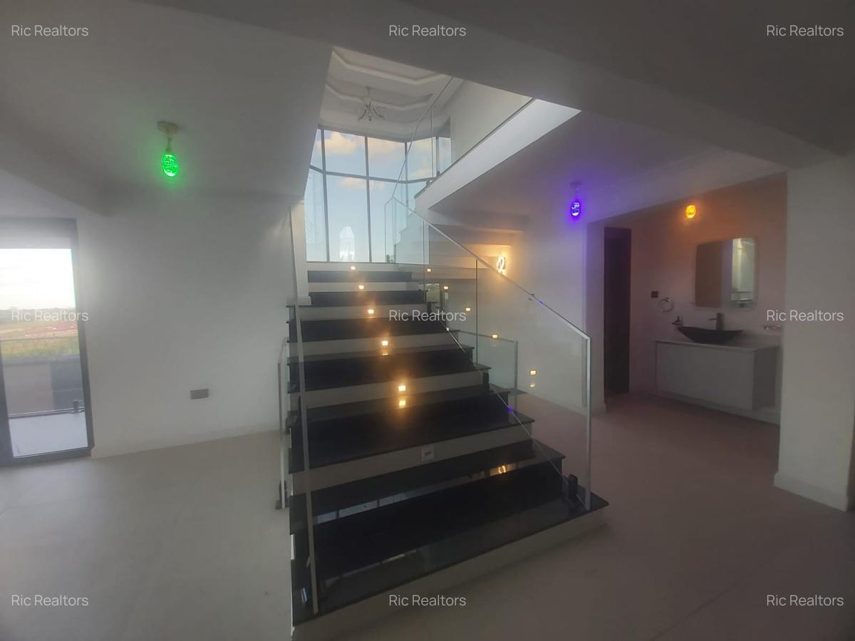 5 Bed House with En Suite at Thika Road - 18