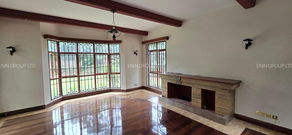 5 Bed Townhouse with En Suite at Runda - 3