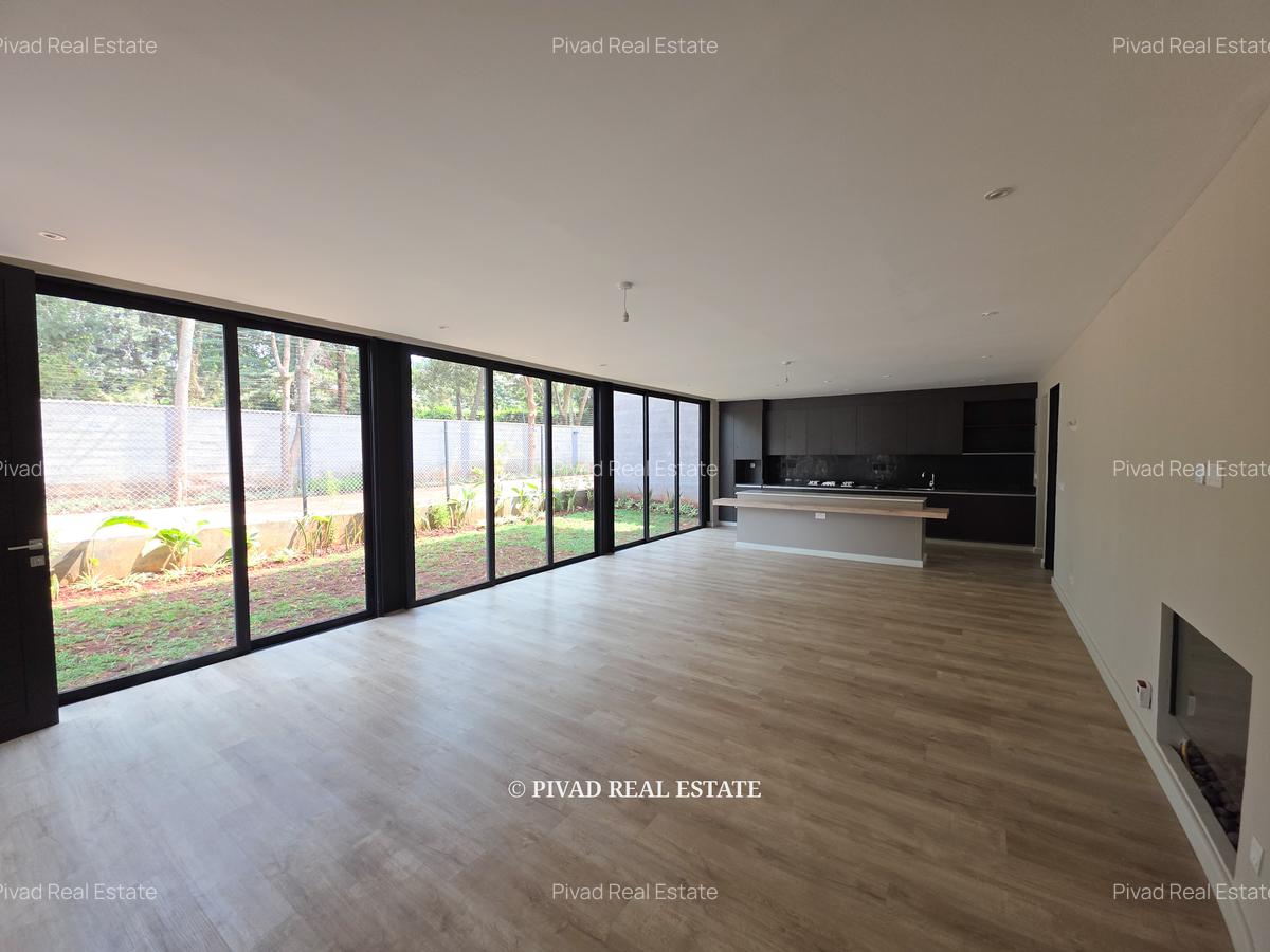 4 Bed Townhouse with Swimming Pool in Runda - 13