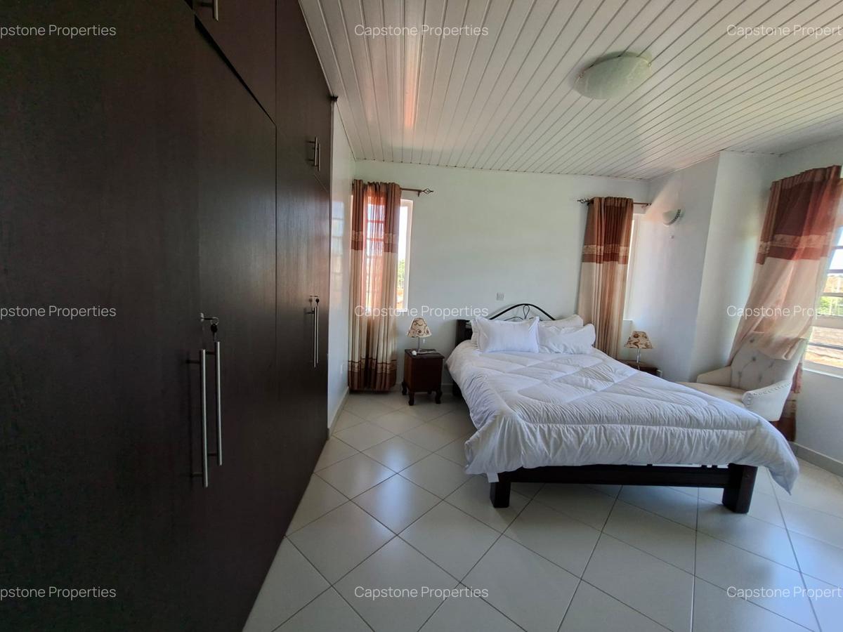 Serviced 2 Bed Apartment with En Suite at Runda - 13