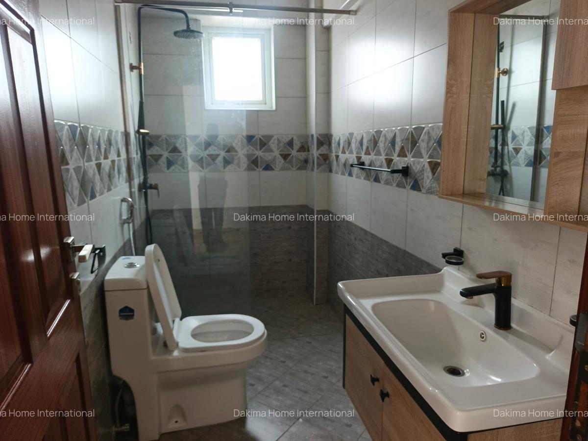 4 Bed Apartment with En Suite in Spring Valley - 19