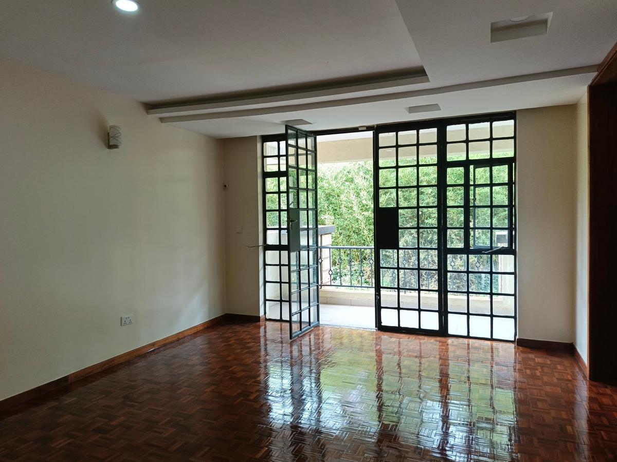 4 Bed Townhouse with En Suite in Kitisuru - 13