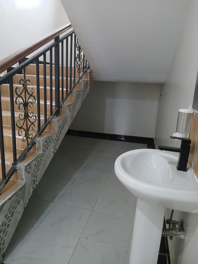 4 Bed House with En Suite at Ondiri - 16