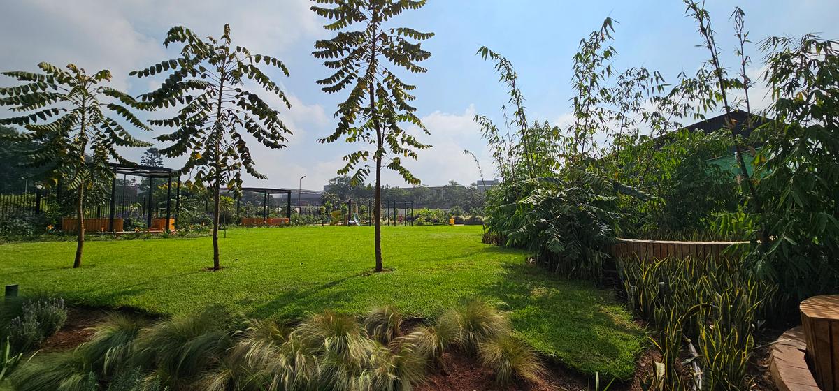 3 Bed Apartment with En Suite at Garden City - 16