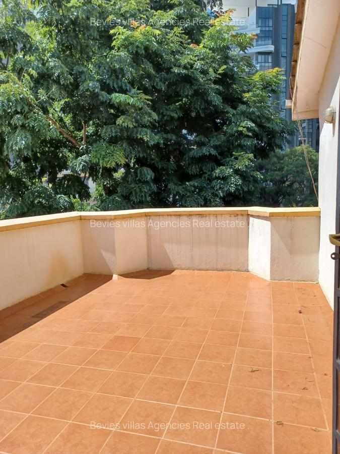 3 Bed Apartment with En Suite at Westlands - 7