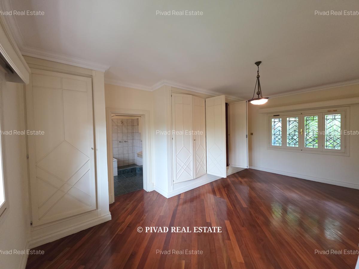 5 Bed House with Swimming Pool in Muthaiga - 11