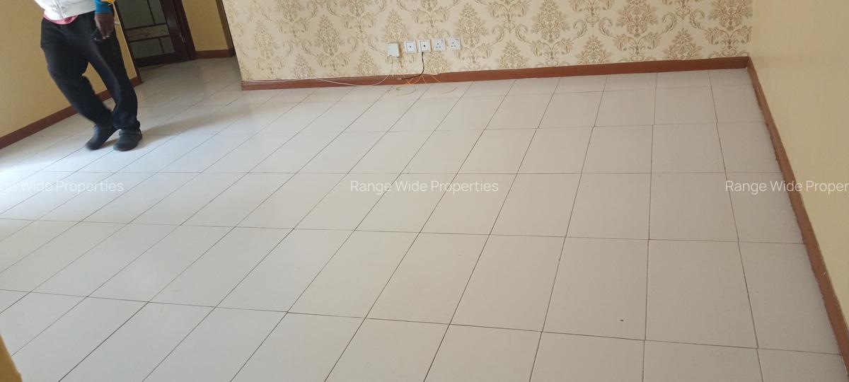 2 Bed Apartment with En Suite in Lavington - 13