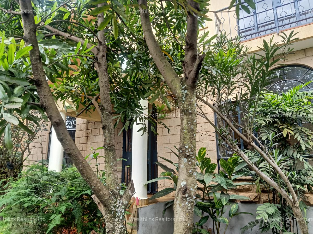 4 Bed Townhouse with En Suite at Isk - 4