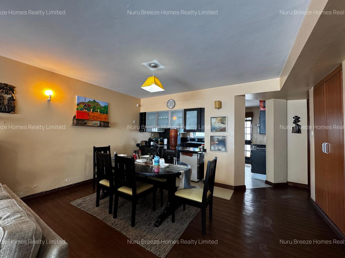 4 Bed Townhouse with En Suite in Lavington - 17