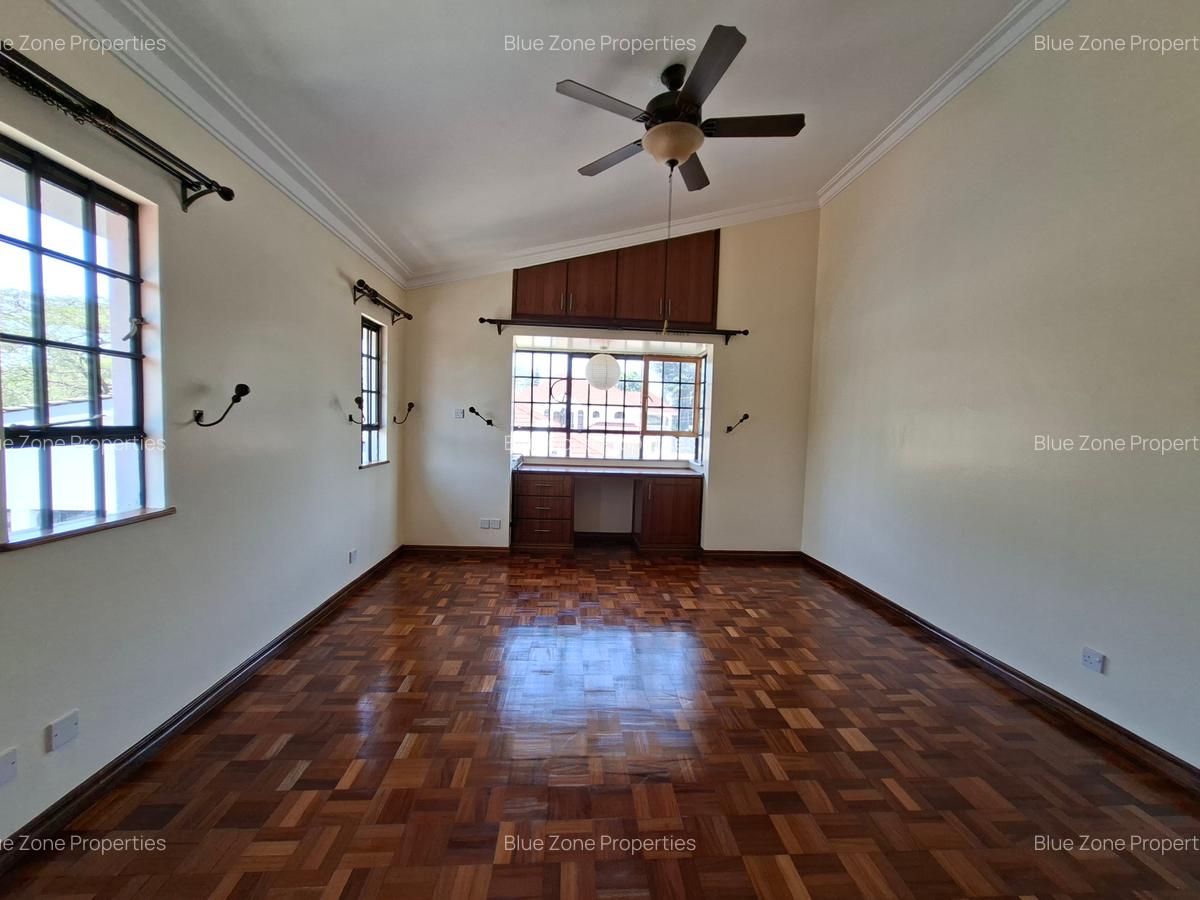 4 Bed House with En Suite at Off Runda Grove - 14