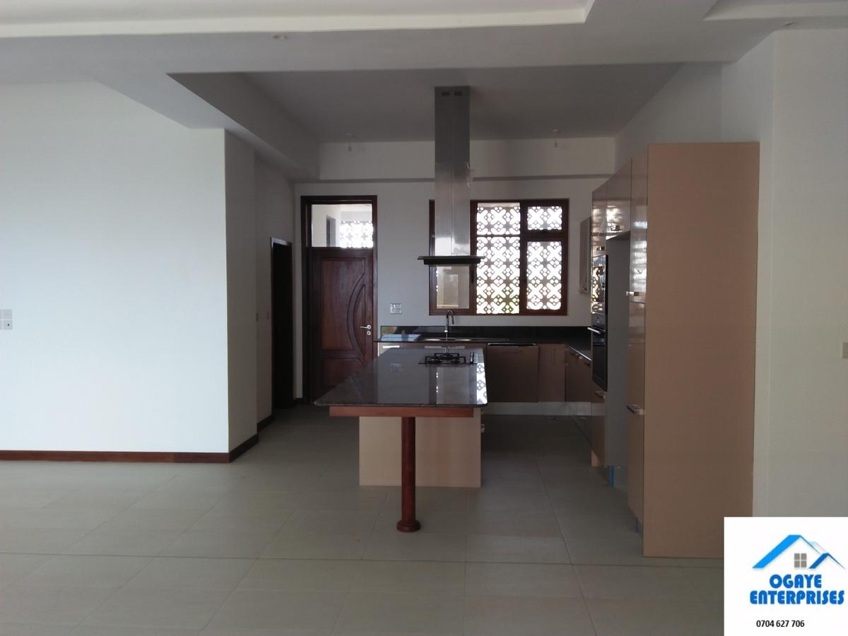 3 Bed Apartment with En Suite at Mwamba Drive - 5