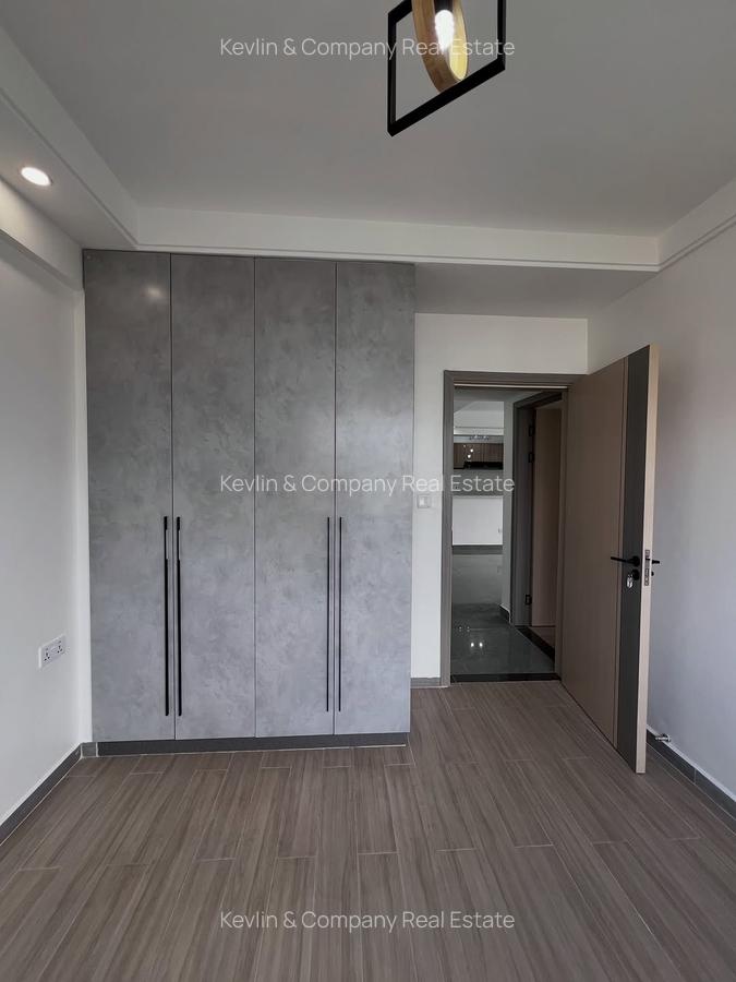 2 Bed Apartment with Gym in Riverside - 8