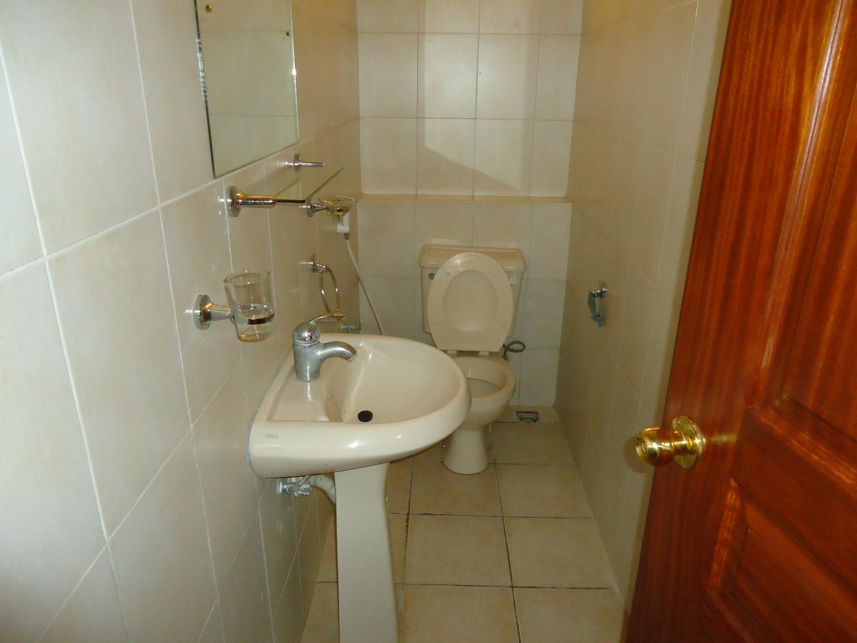 3 Bed Apartment with En Suite at Jamuhuri Road - 8