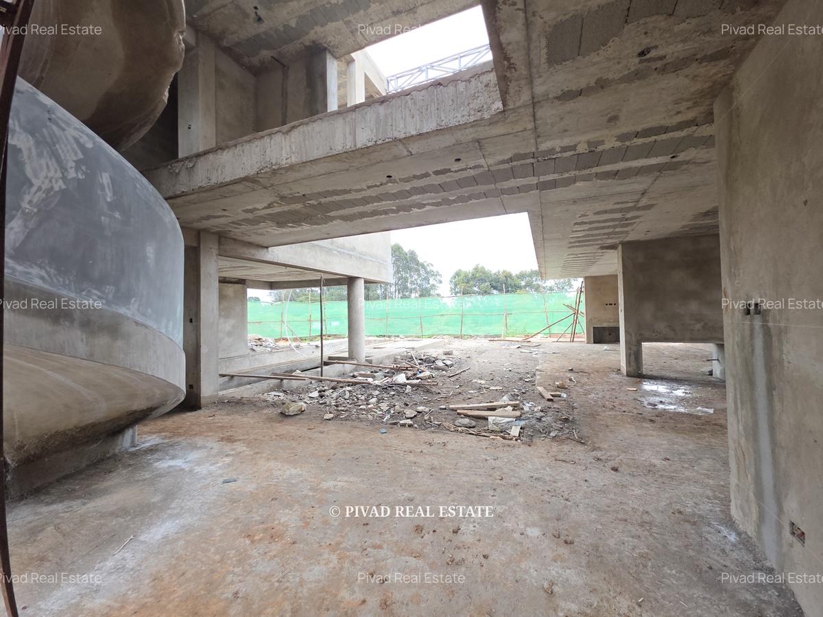 5 Bed House with Swimming Pool in Runda - 7