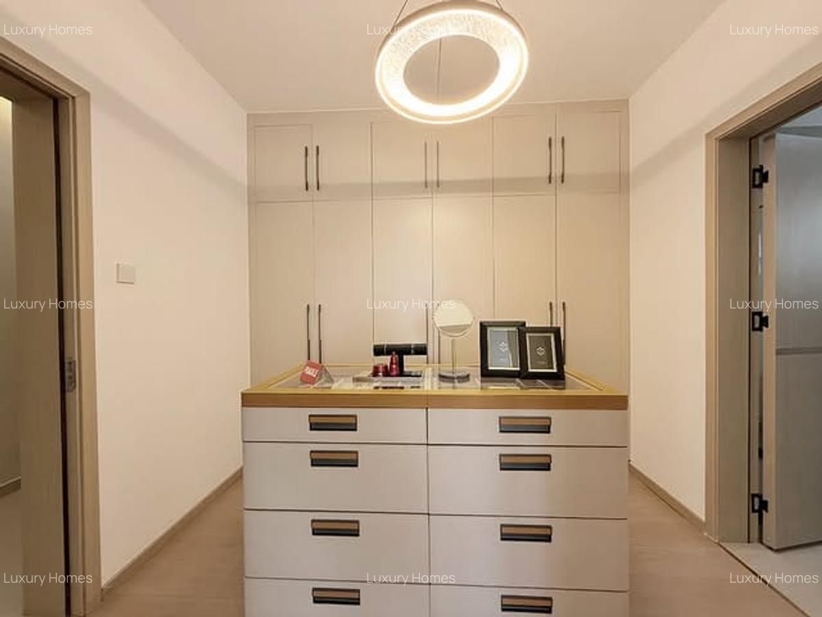 3 Bed Apartment with Gym in Valley Arcade - 13