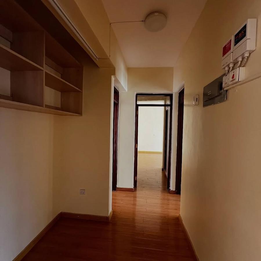 3 Bed Apartment with En Suite in Kileleshwa - 4