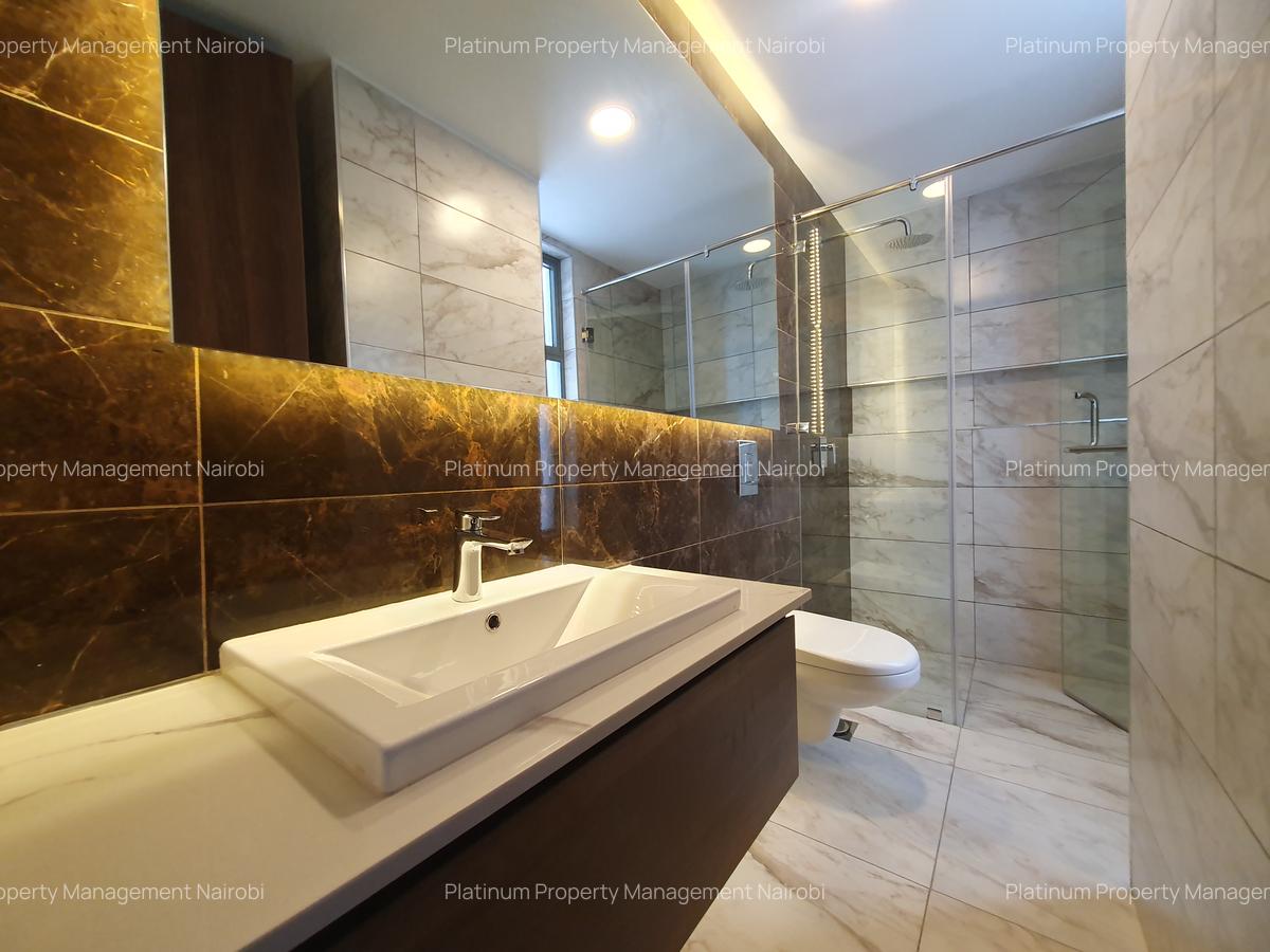 Serviced 3 Bed Apartment with En Suite at Brookside Gardens - 15