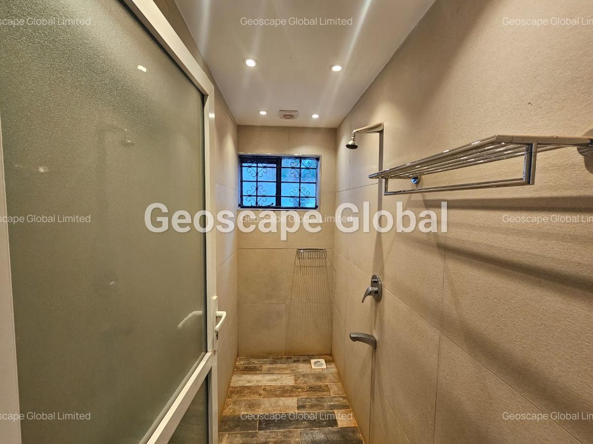 4 Bed House with En Suite in Thigiri - 12