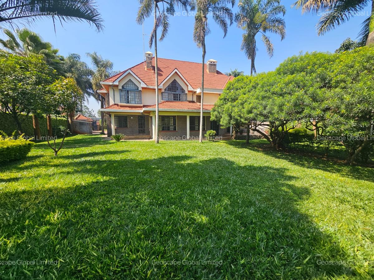 5 Bed House with En Suite in Runda - 5