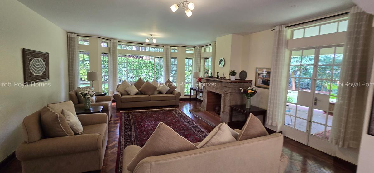 5 Bed House with En Suite at Rossly Park Lone Tree - 19