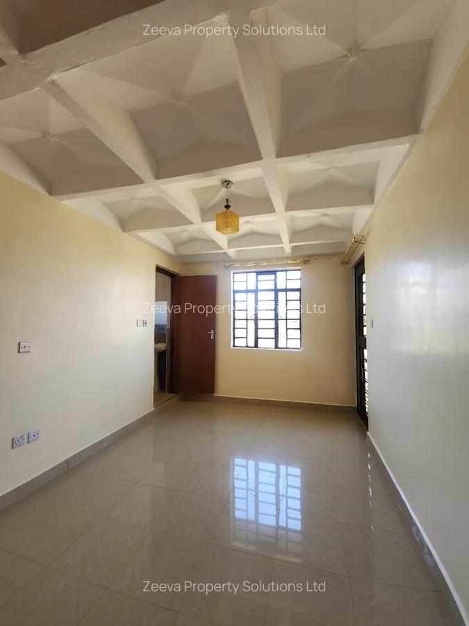 4 Bed House with En Suite in Runda - 11