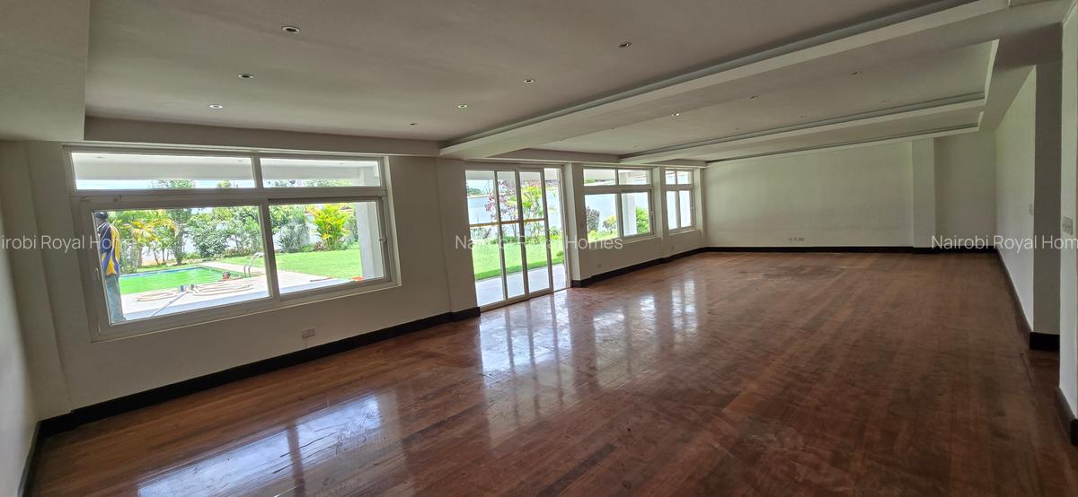 5 Bed House with En Suite at Runda Road - 18