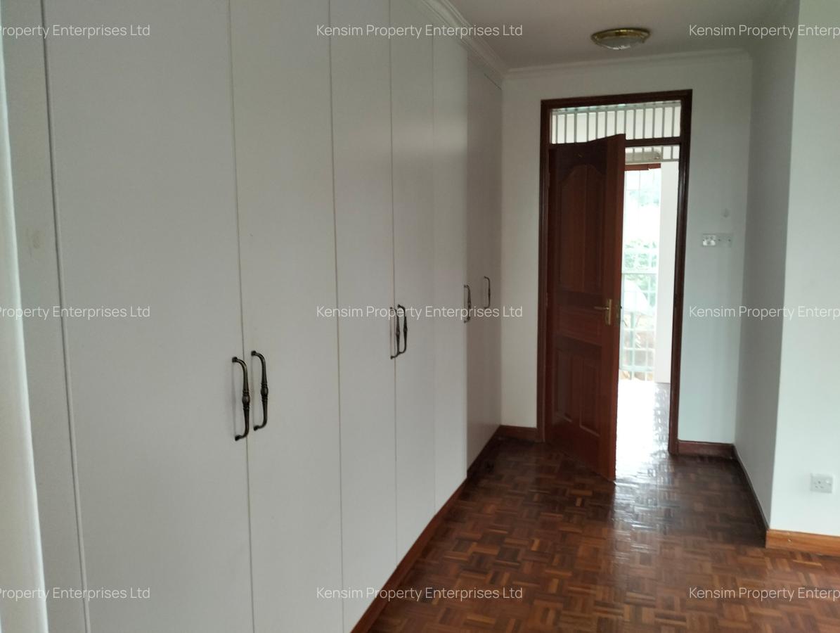 4 Bed Townhouse with En Suite in Nyari - 19