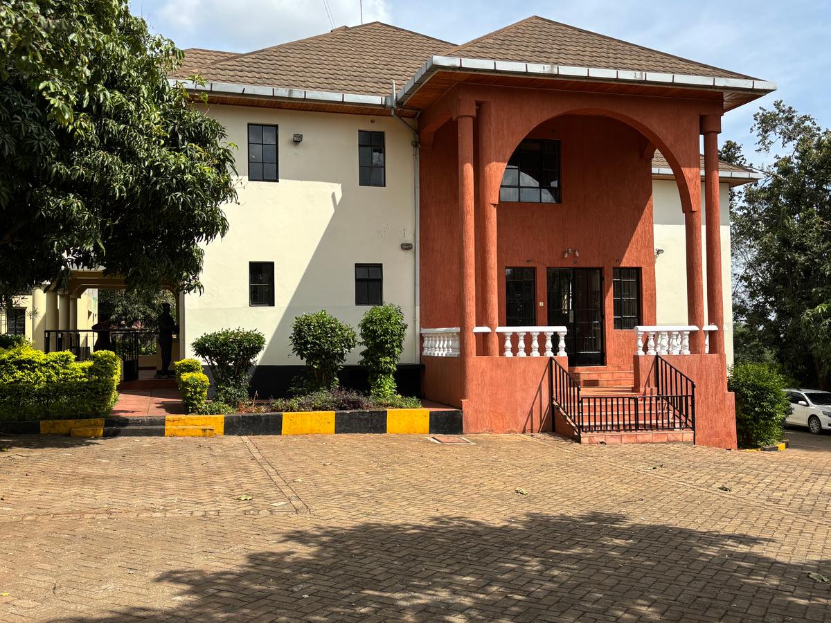 6 Bed House with En Suite in Kiambu Road - 6