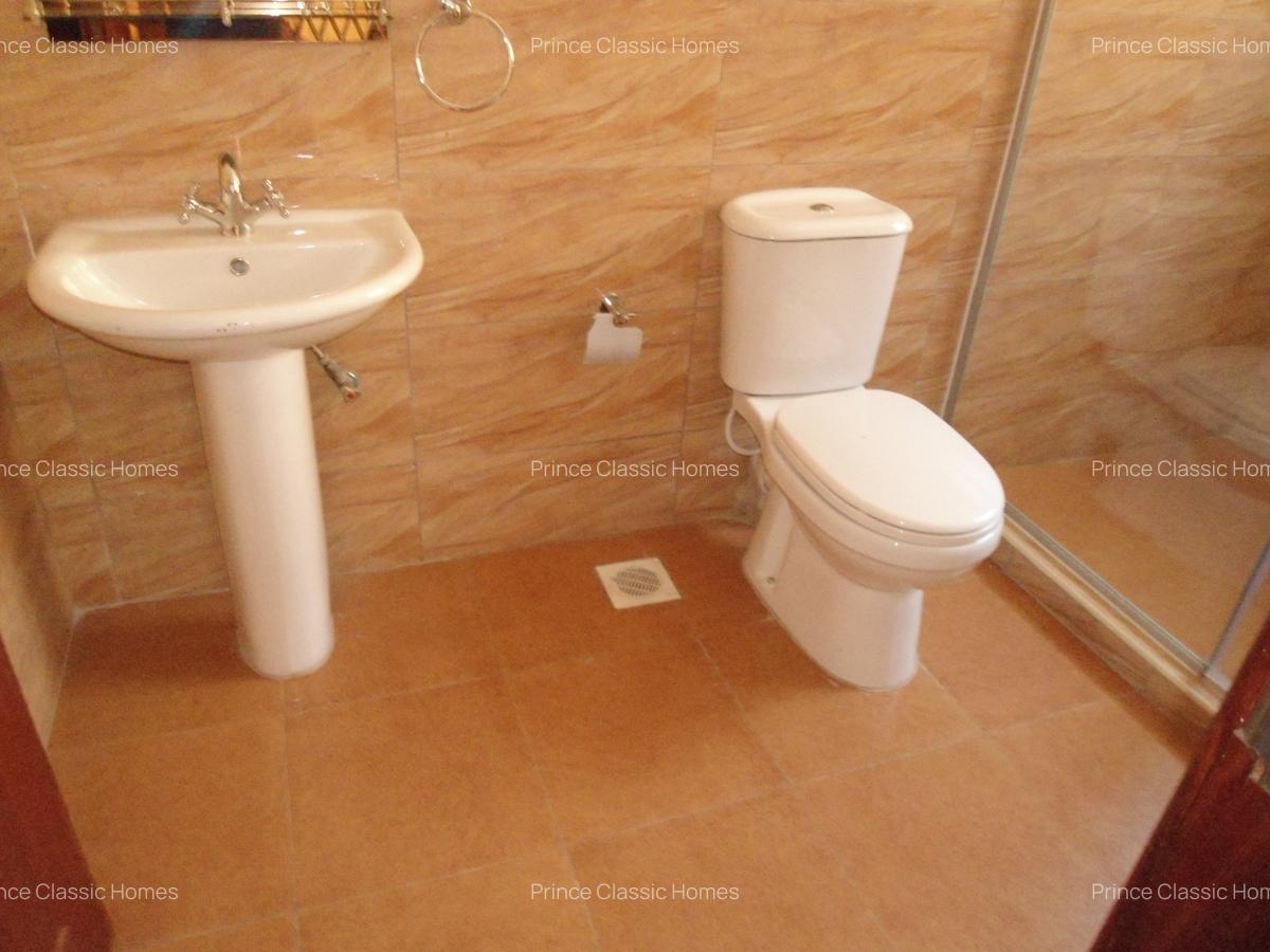3 Bed Apartment with En Suite in Lavington - 9