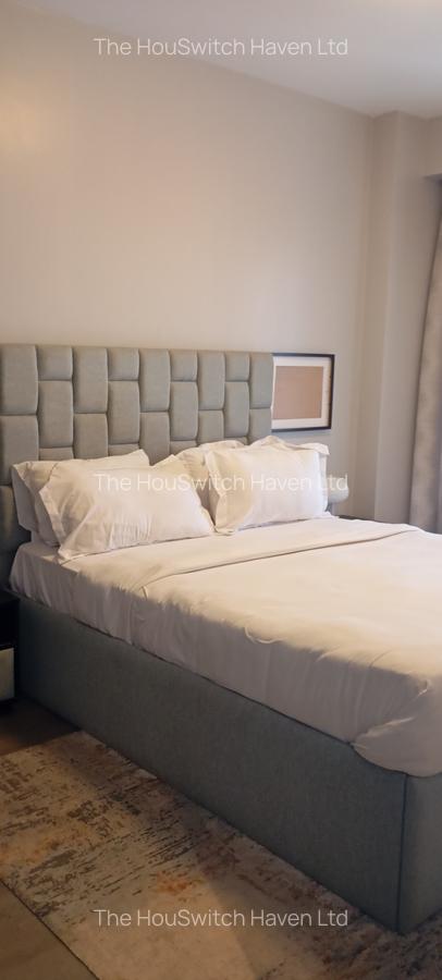 Serviced 2 Bed Apartment with En Suite at Lantana Road - 4