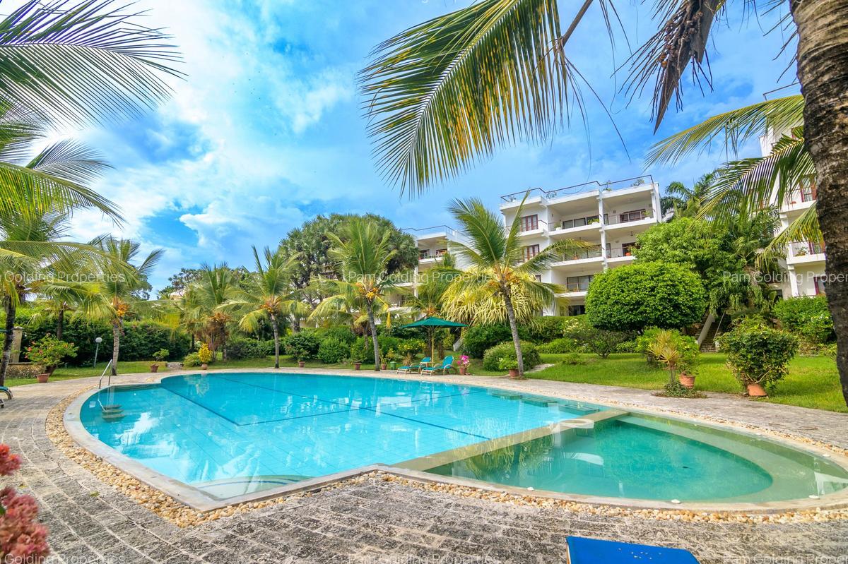 Furnished 3 Bed Apartment with En Suite in Nyali Area - 2