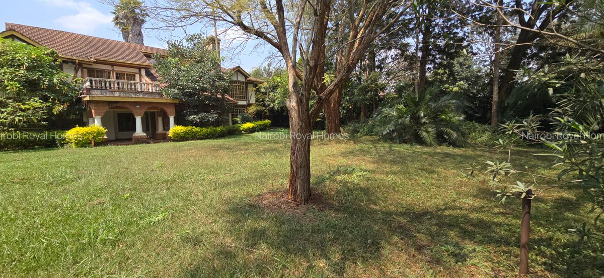 5 Bed House with En Suite at Runda Road - 10