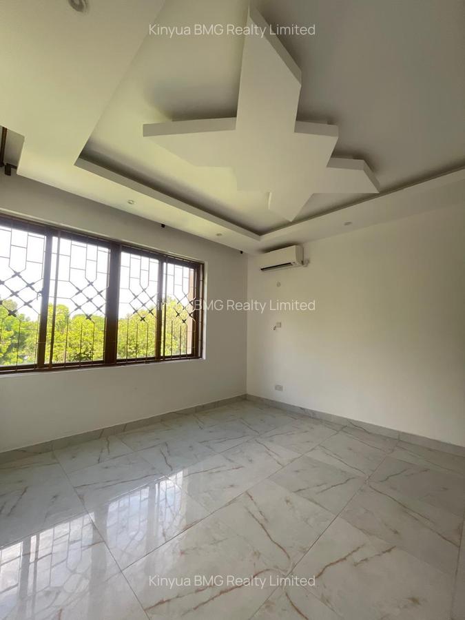 Serviced 3 Bed Apartment with En Suite in Nyali Area - 9