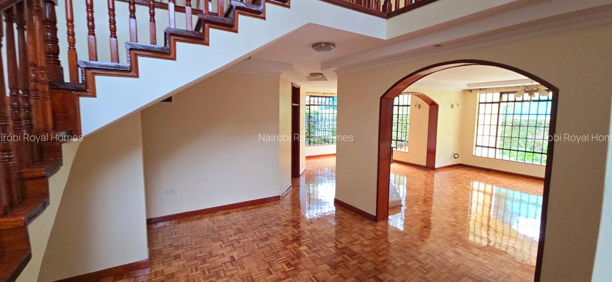 4 Bed Townhouse with En Suite at Chalbi Drive - 10