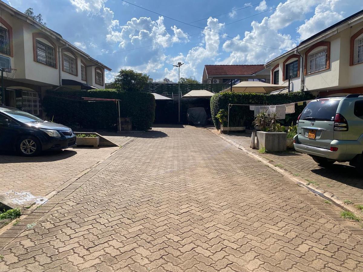 4 Bed Townhouse with En Suite at Off Brookside Drive - 1