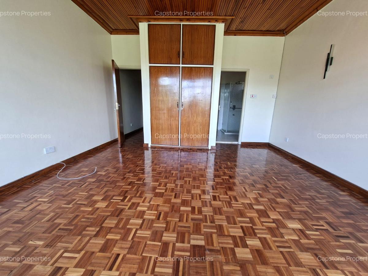 4 Bed House with En Suite at Runda - 7