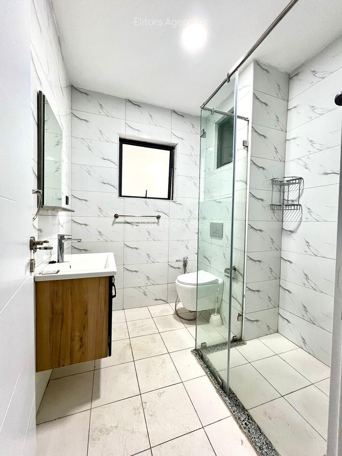 2 Bed Apartment with En Suite at Argwings Kodhek Road - 11