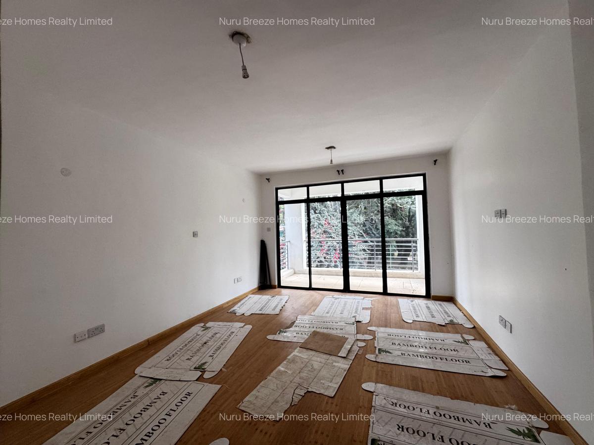 5 Bed Townhouse with En Suite in Lavington - 10