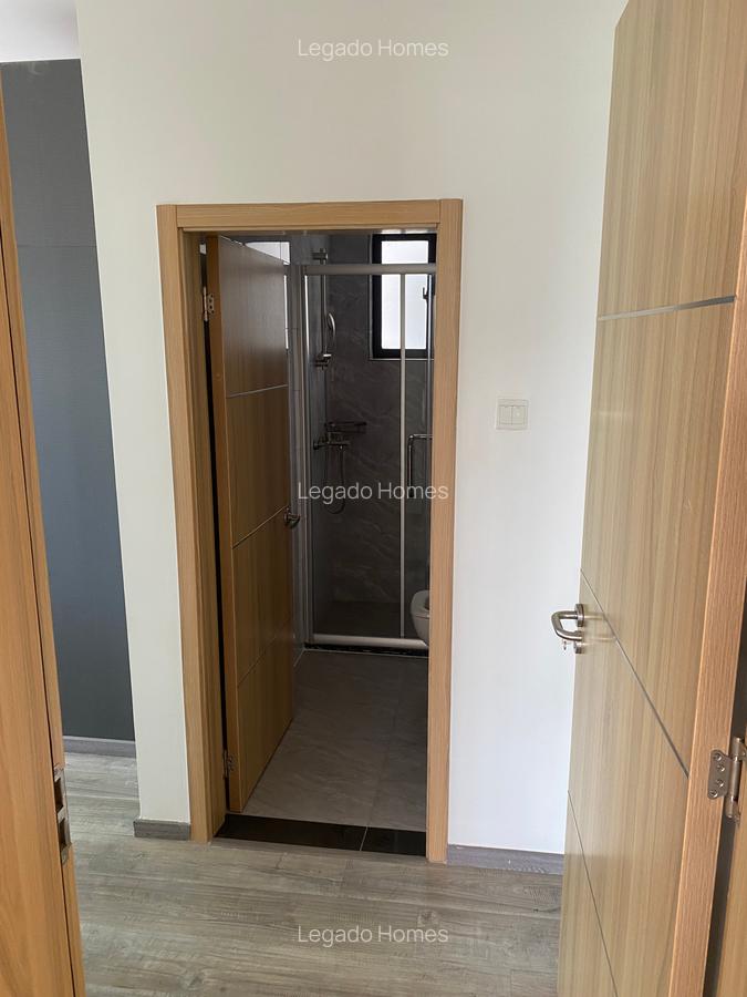 Serviced 3 Bed Apartment with En Suite at Othaya Road - 11