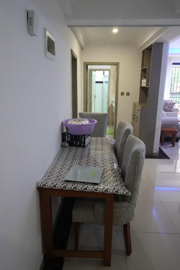 Serviced 3 Bed Apartment with En Suite in Kilimani - 11