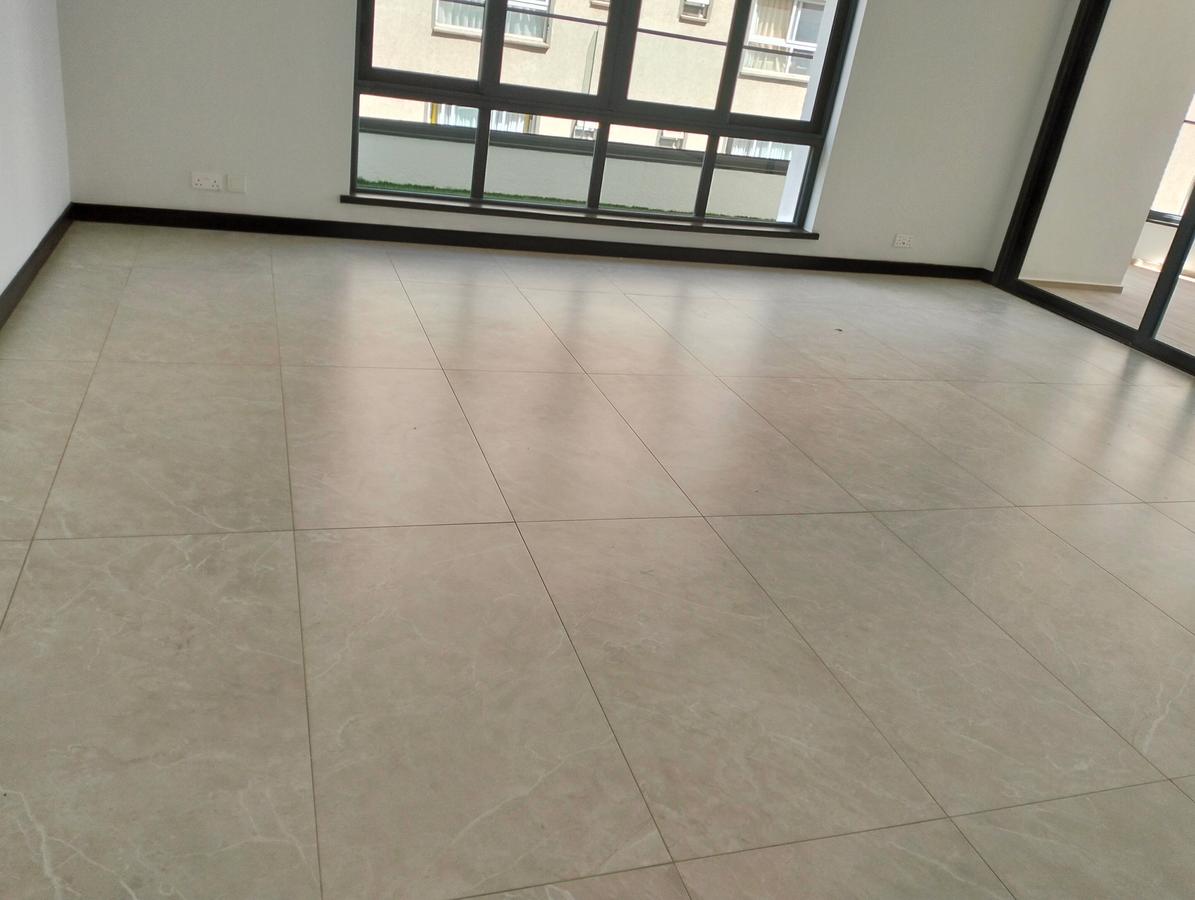 5 Bed Apartment with En Suite in Spring Valley - 14