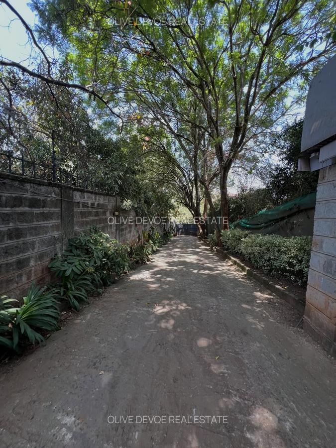 Commercial Property with Service Charge Included in Kilimani - 15