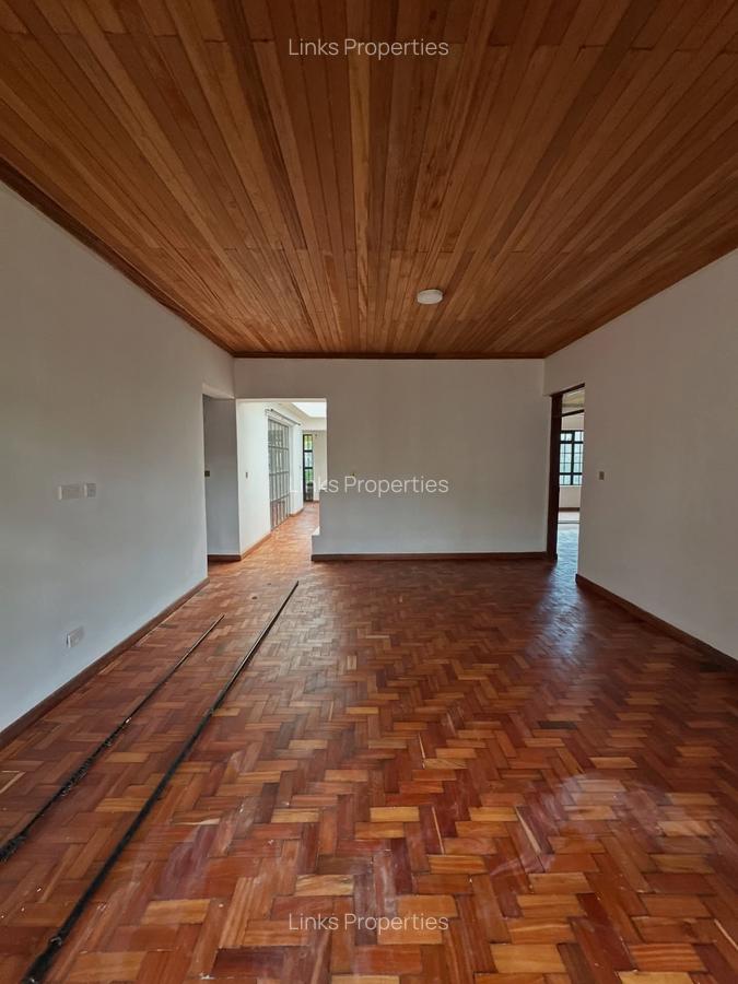 5 Bed Townhouse with En Suite at Karen Dagoreti Road - 13